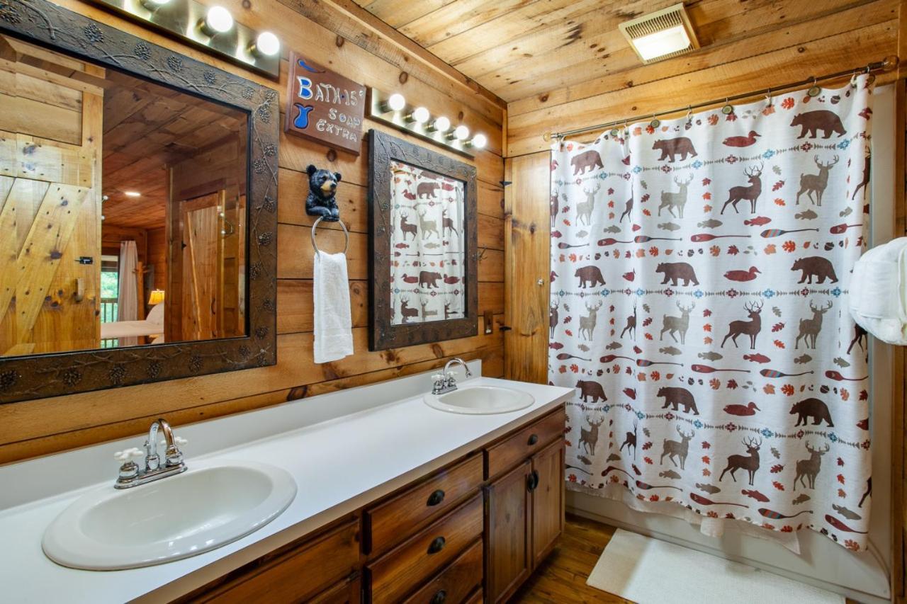 Hébergement de vacances Forest Hot Tub Fire Pit Pool Table Pigeon Forge